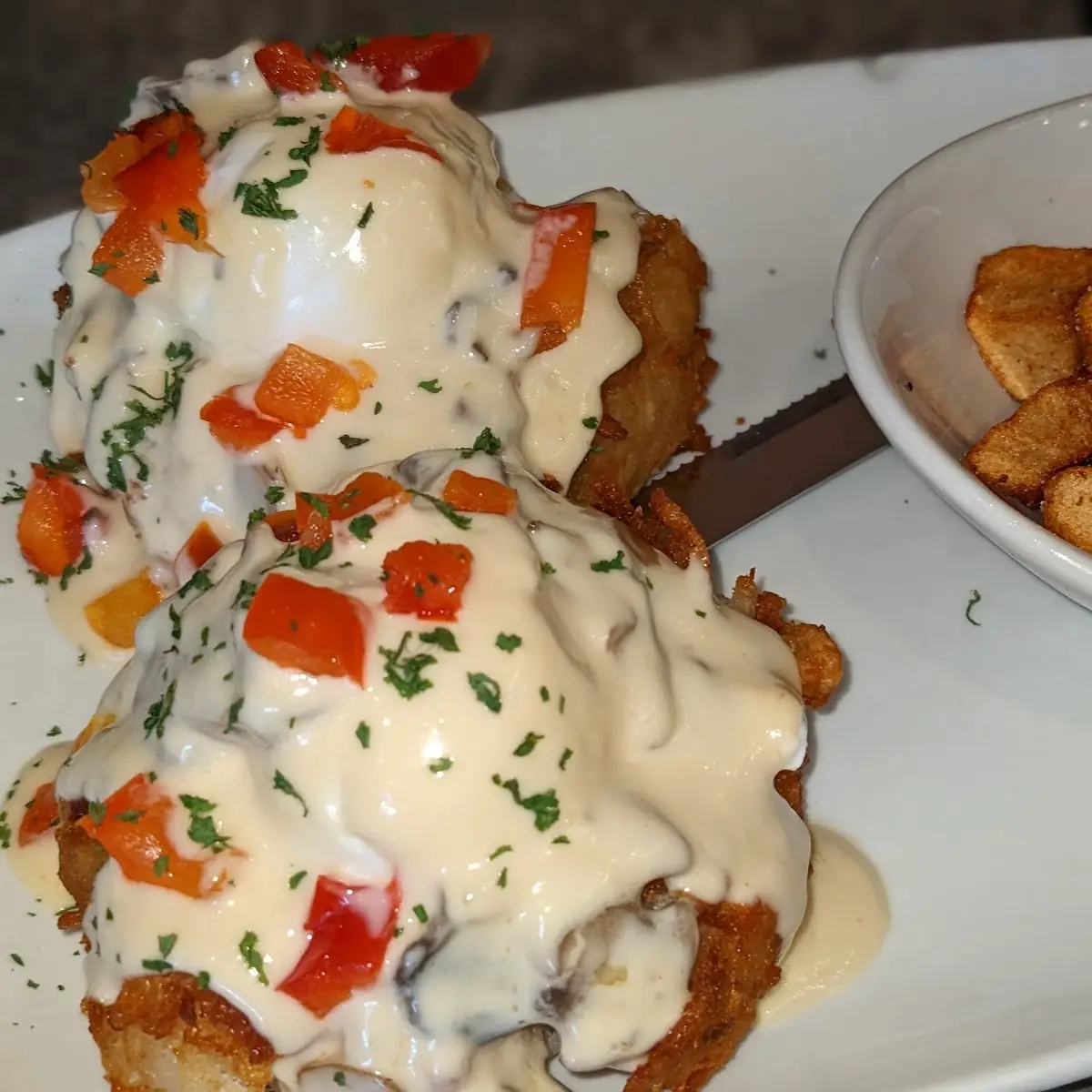 Eggs Benedict with Hash Browns