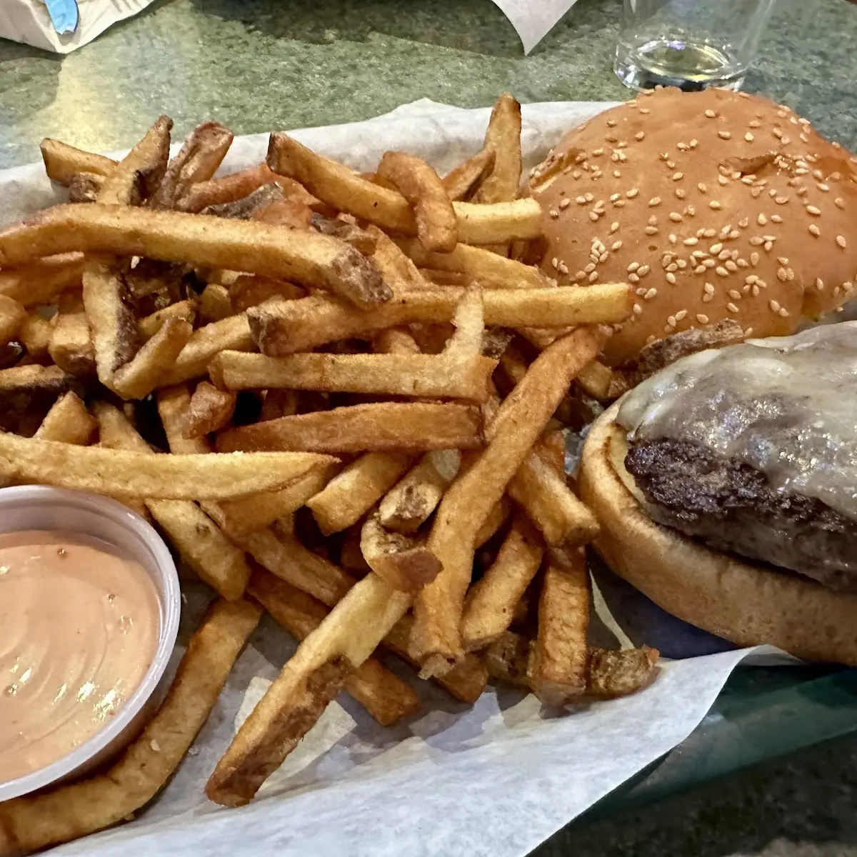 Bogey Burger