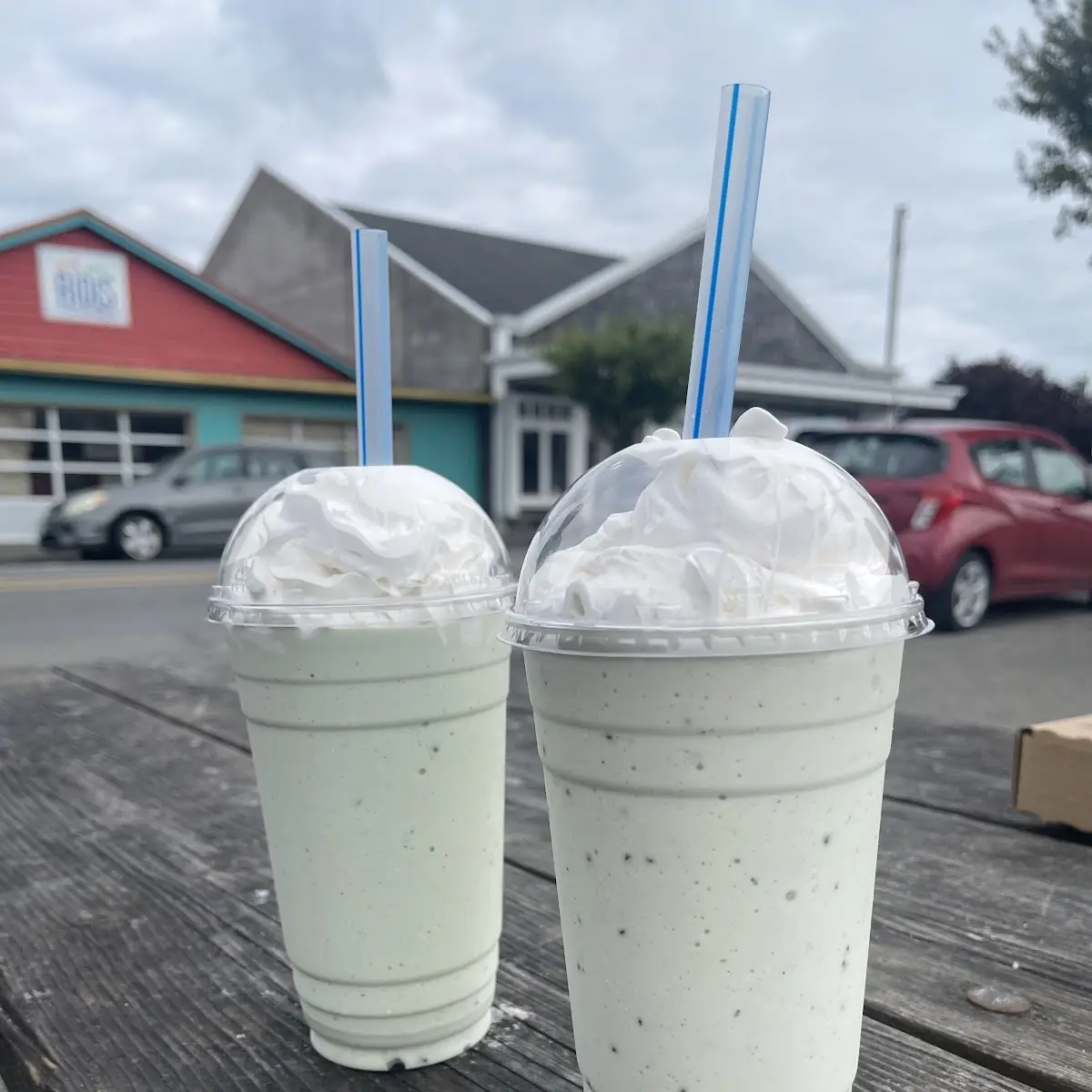 Mint Chocolate Chip Milkshakes