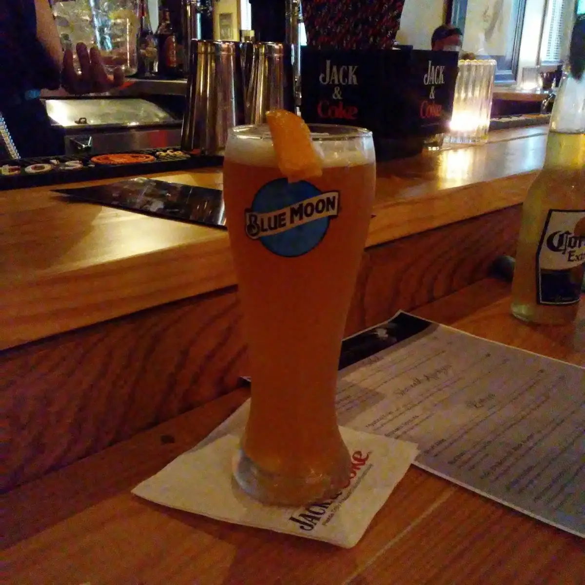 Blue Moon Belgian White