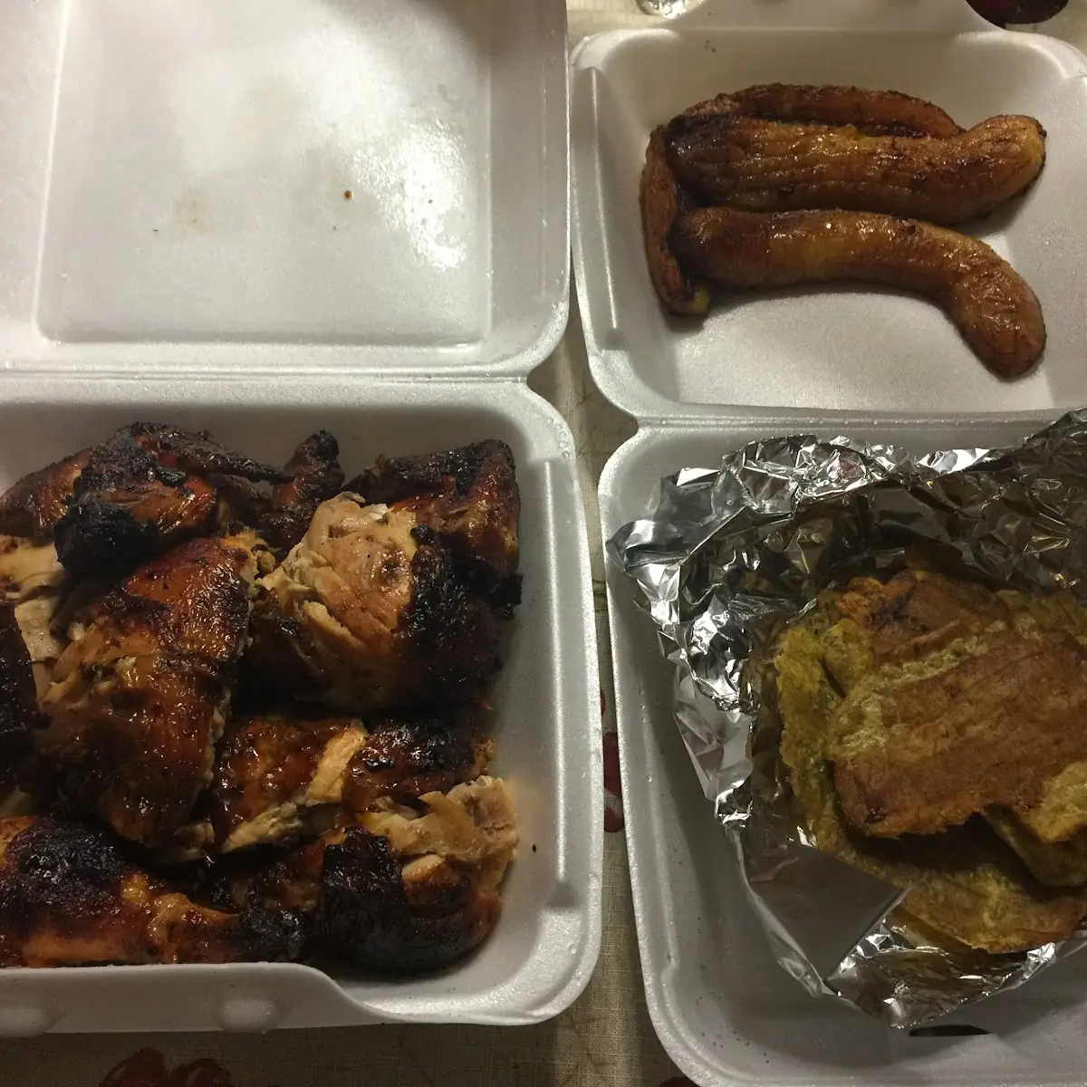 Pollo Asado Con Maduros