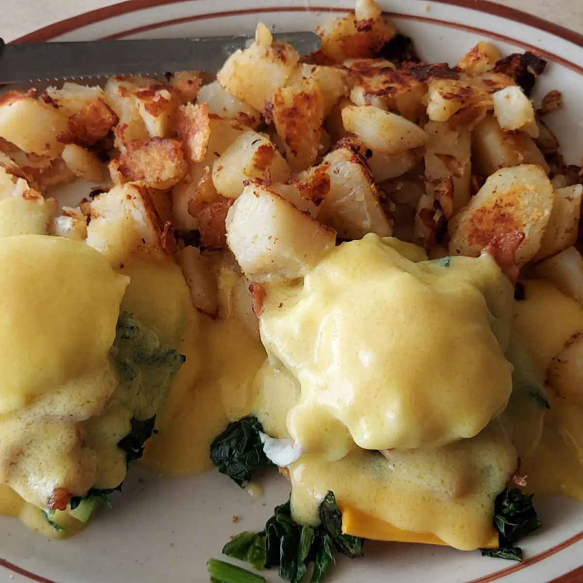 Caffe Famous Eggs Benedict