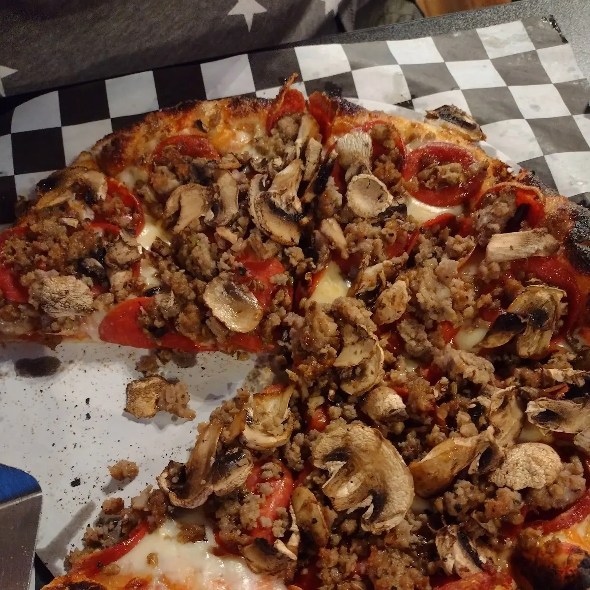 Meat Lovers Pizza with Garlic Sauce