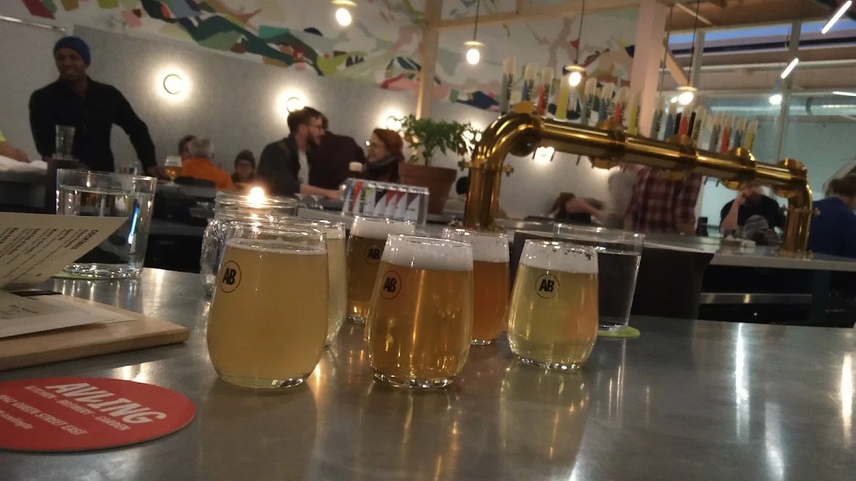 Beer Flight, Avling