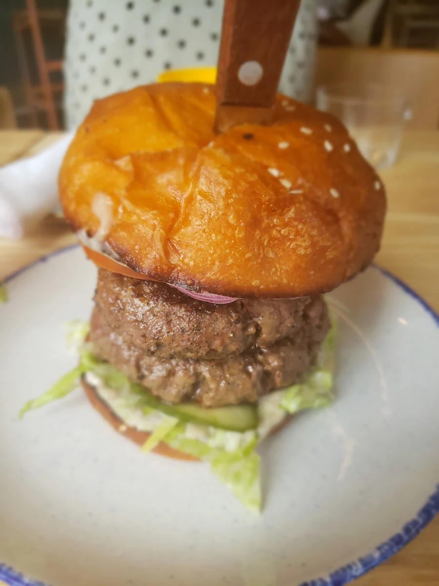 Butcher's Burger, Avling