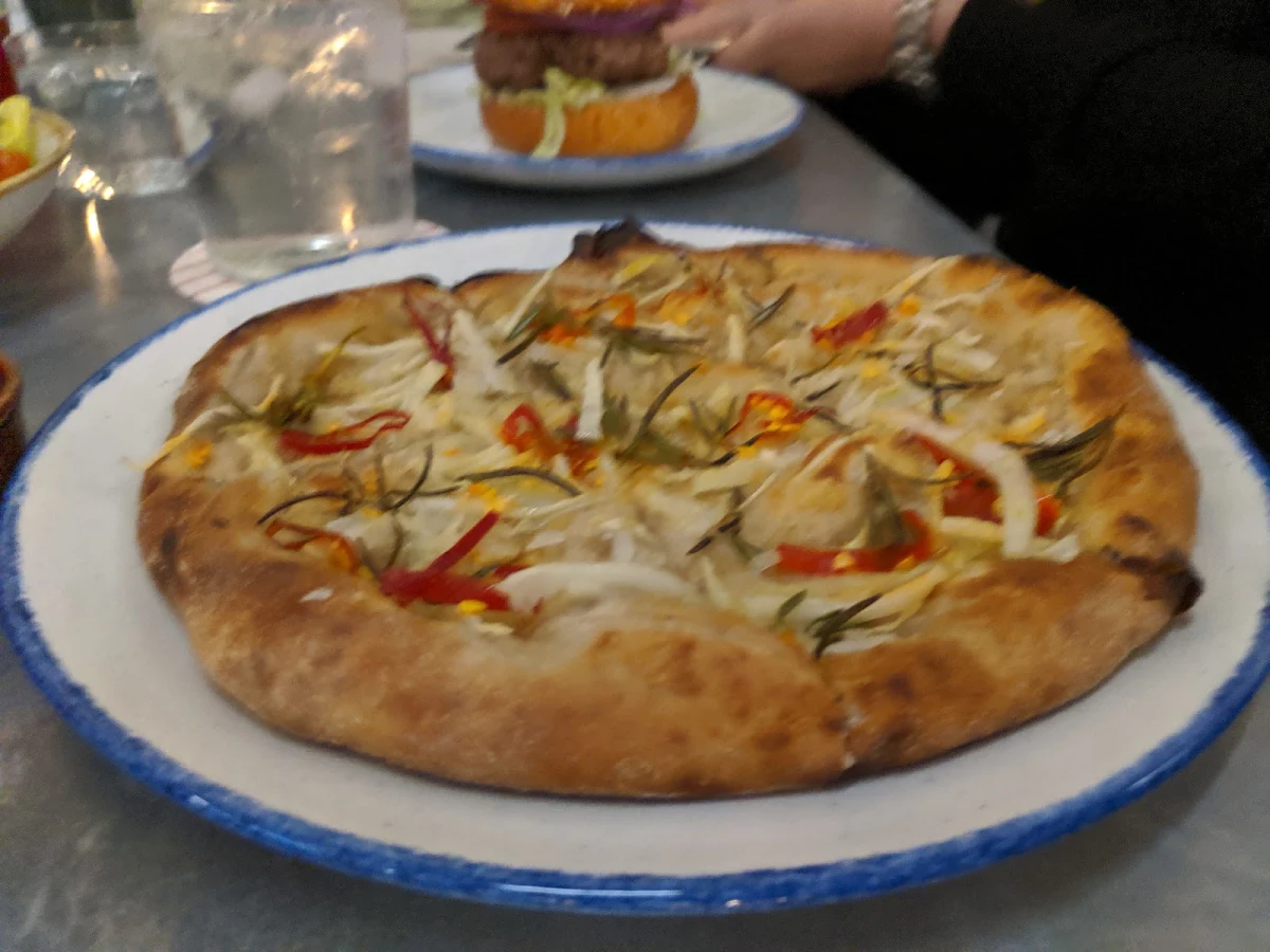 Hivemind Pizza, Avling