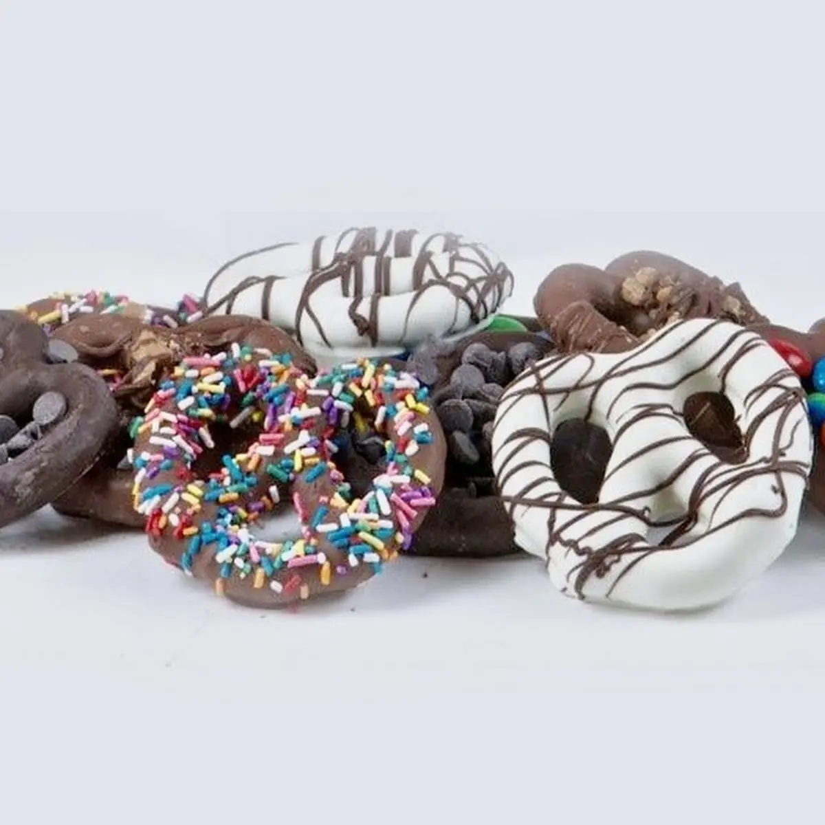 Milk Chocolate Covered Pretzel Knot - Single