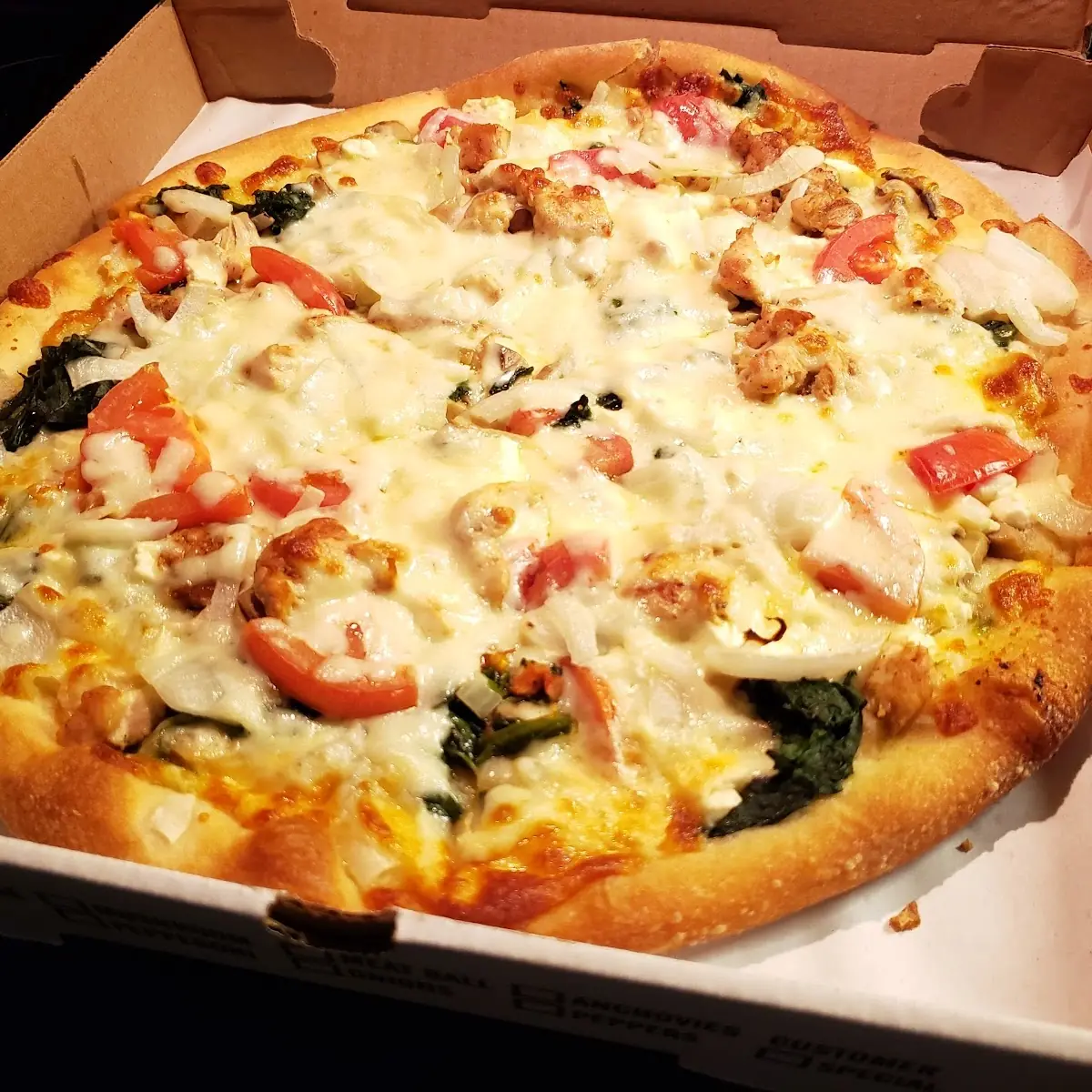 Grilled Chicken Pizza