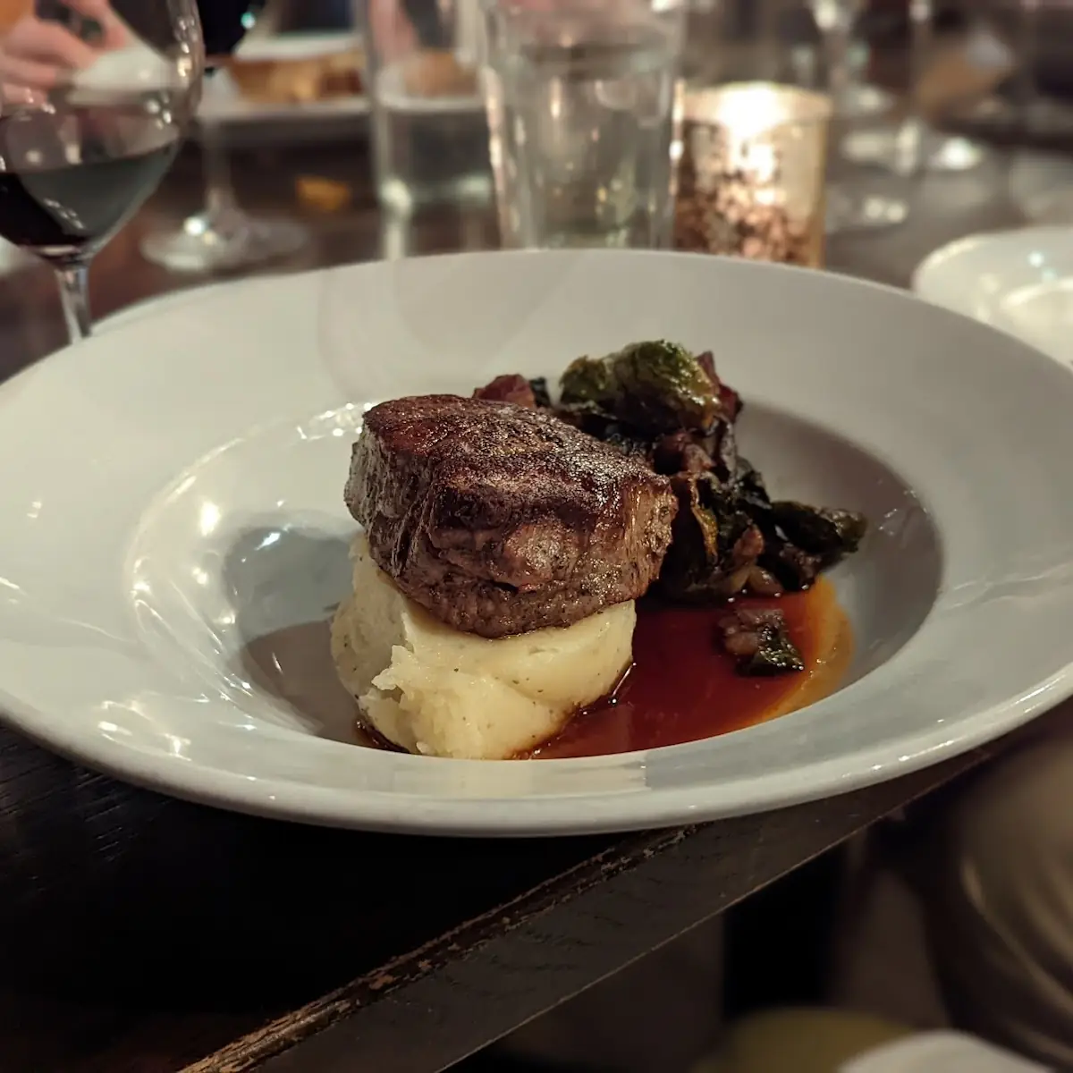 Filet Mignon with Mashed Potatoes