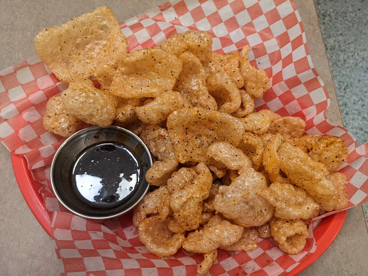 Cracklins, Bud's BBQ