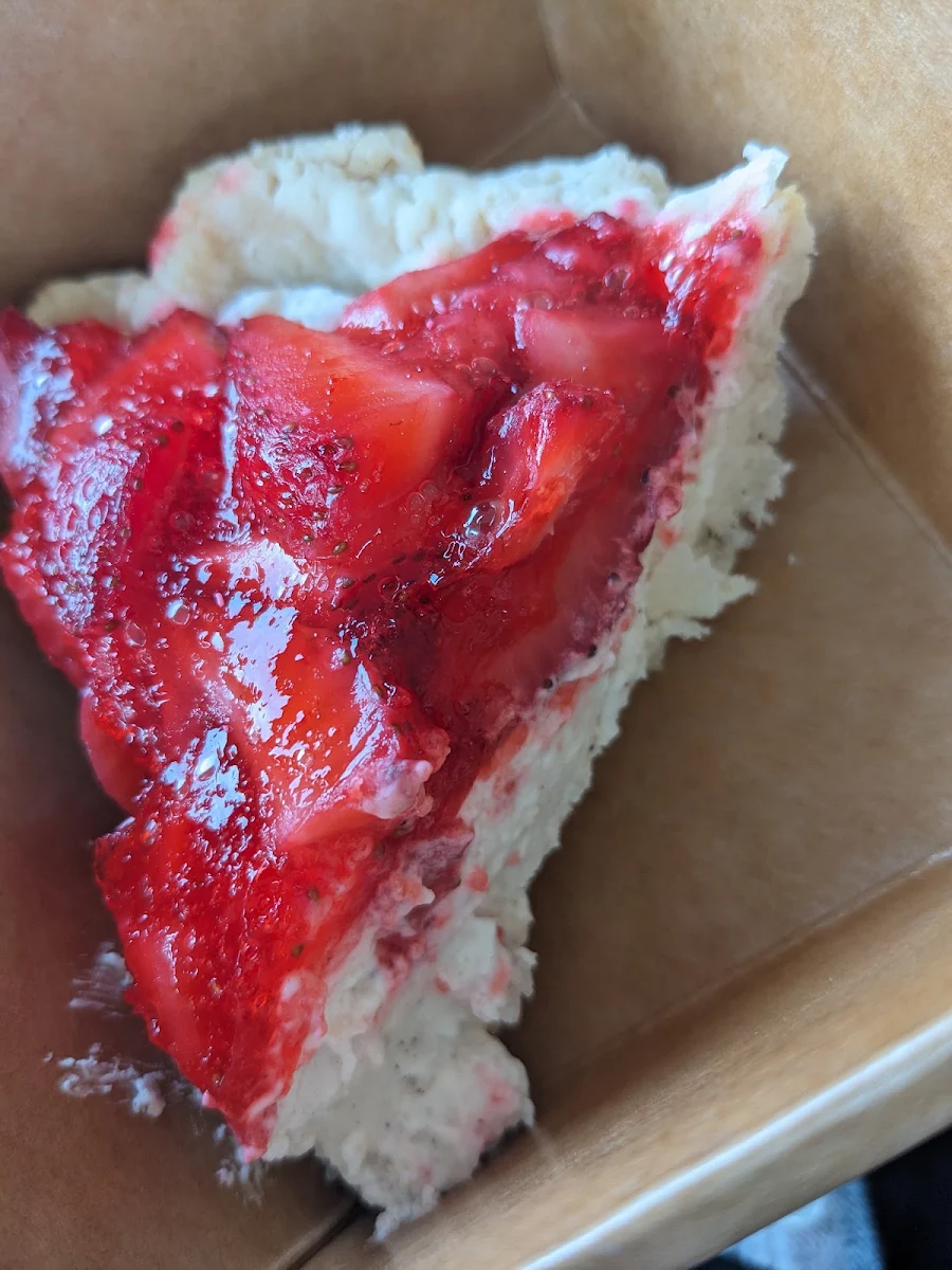 Strawberry Cream Pie, Bud's BBQ