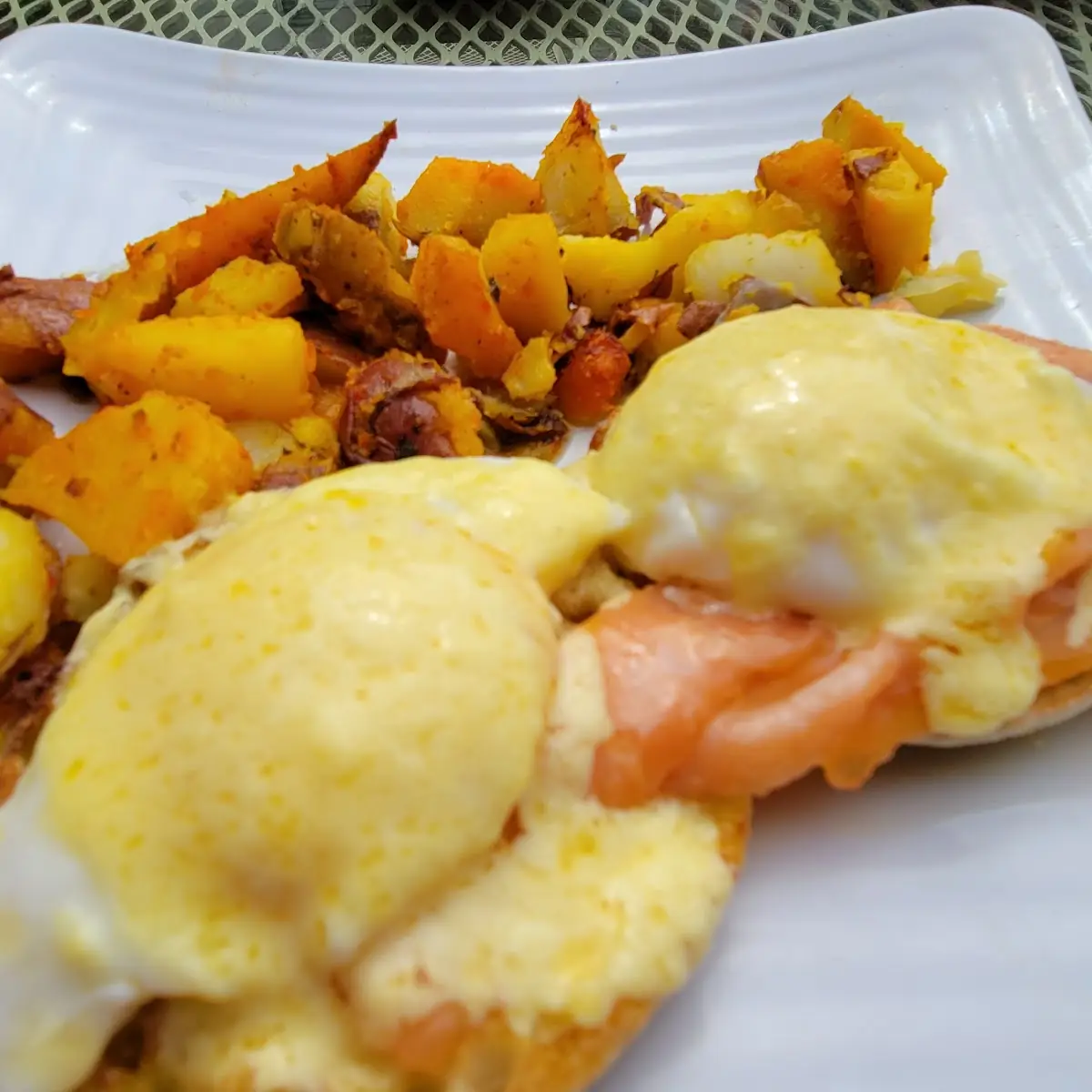 Lox Benedict