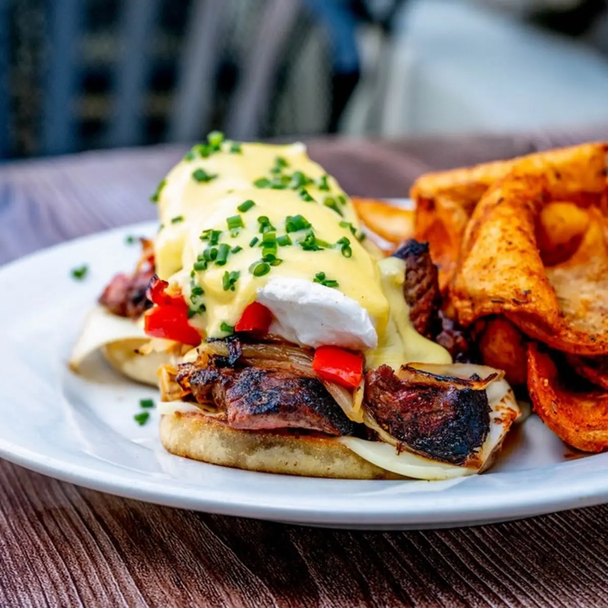 Steak & Cheese Benny