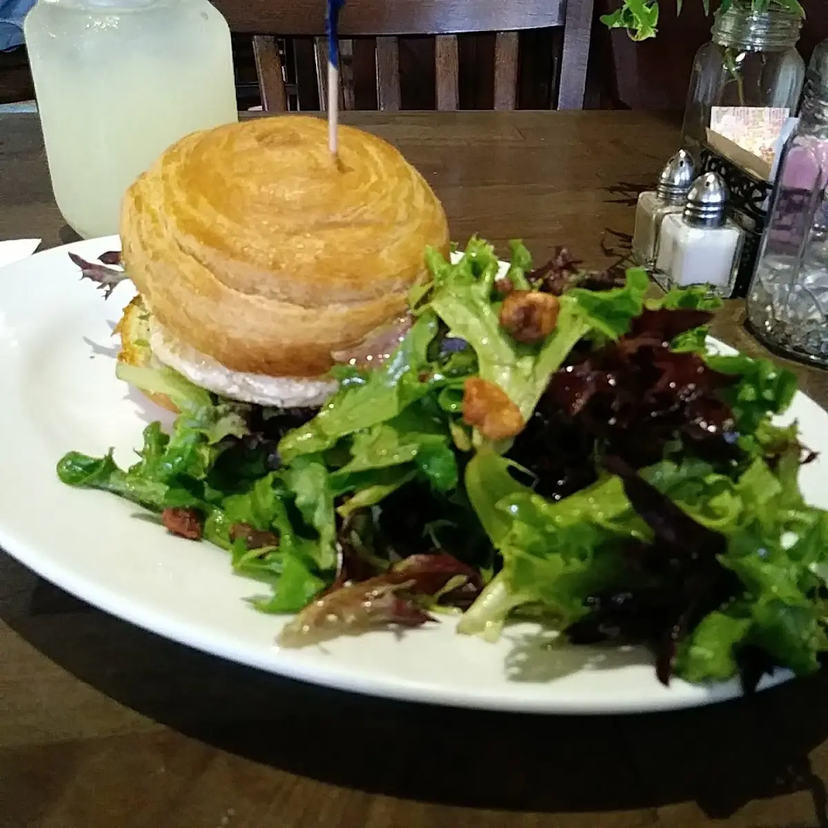 Salmon Burger