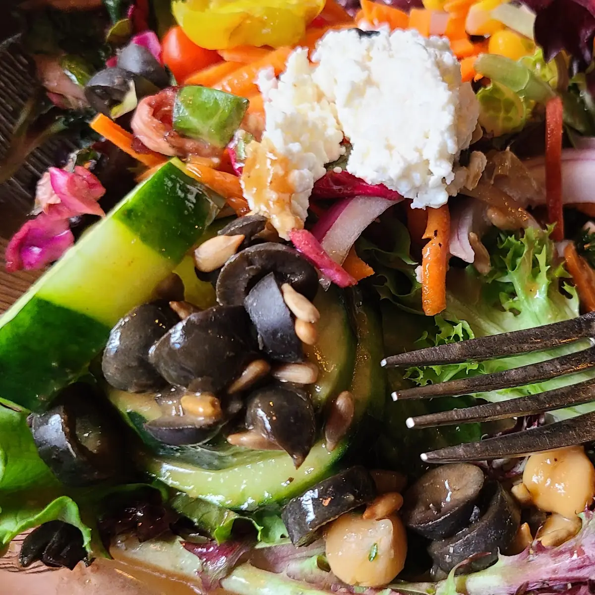 Soup & Salad Bar