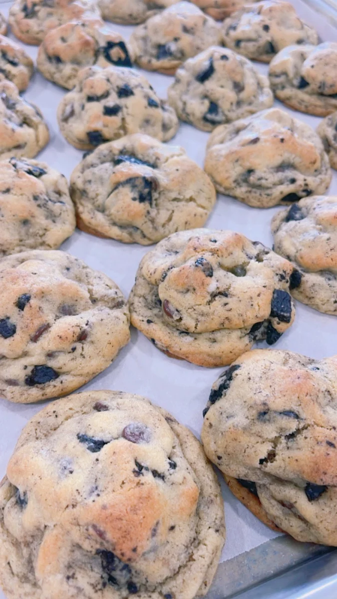 Oreo Chocolate Chip Cookie
