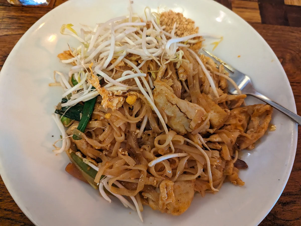 Pad Thai Chicken, Thai @ Kiama