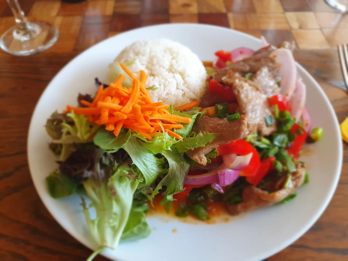 Thai Beef Salad Lunch Special 10 90, Thai @ Kiama