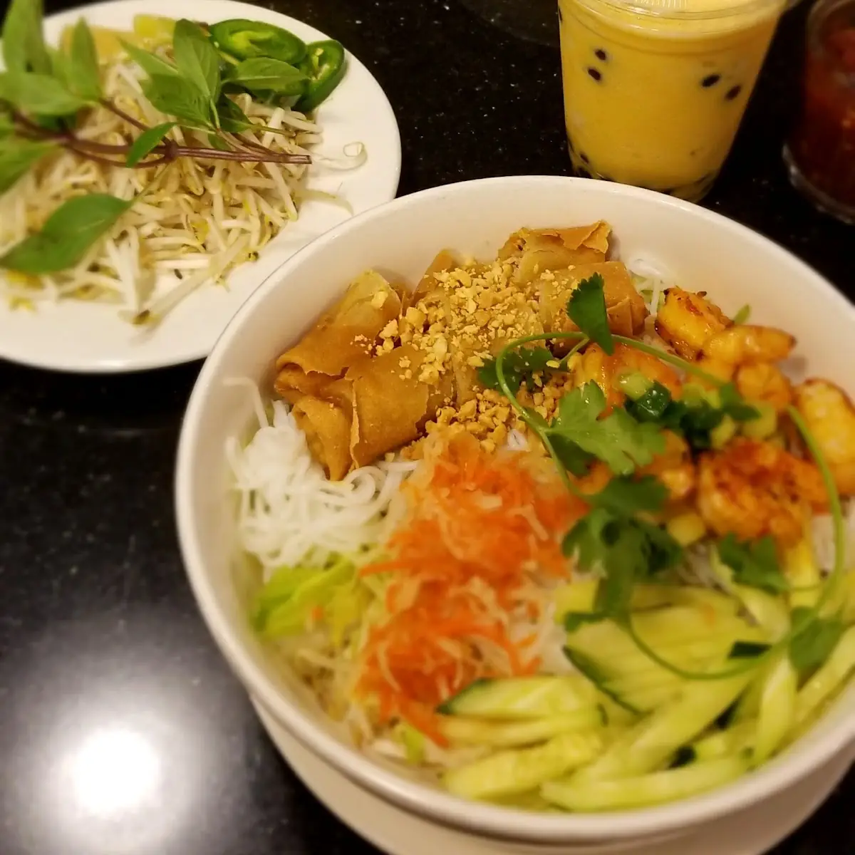 Pho Chin