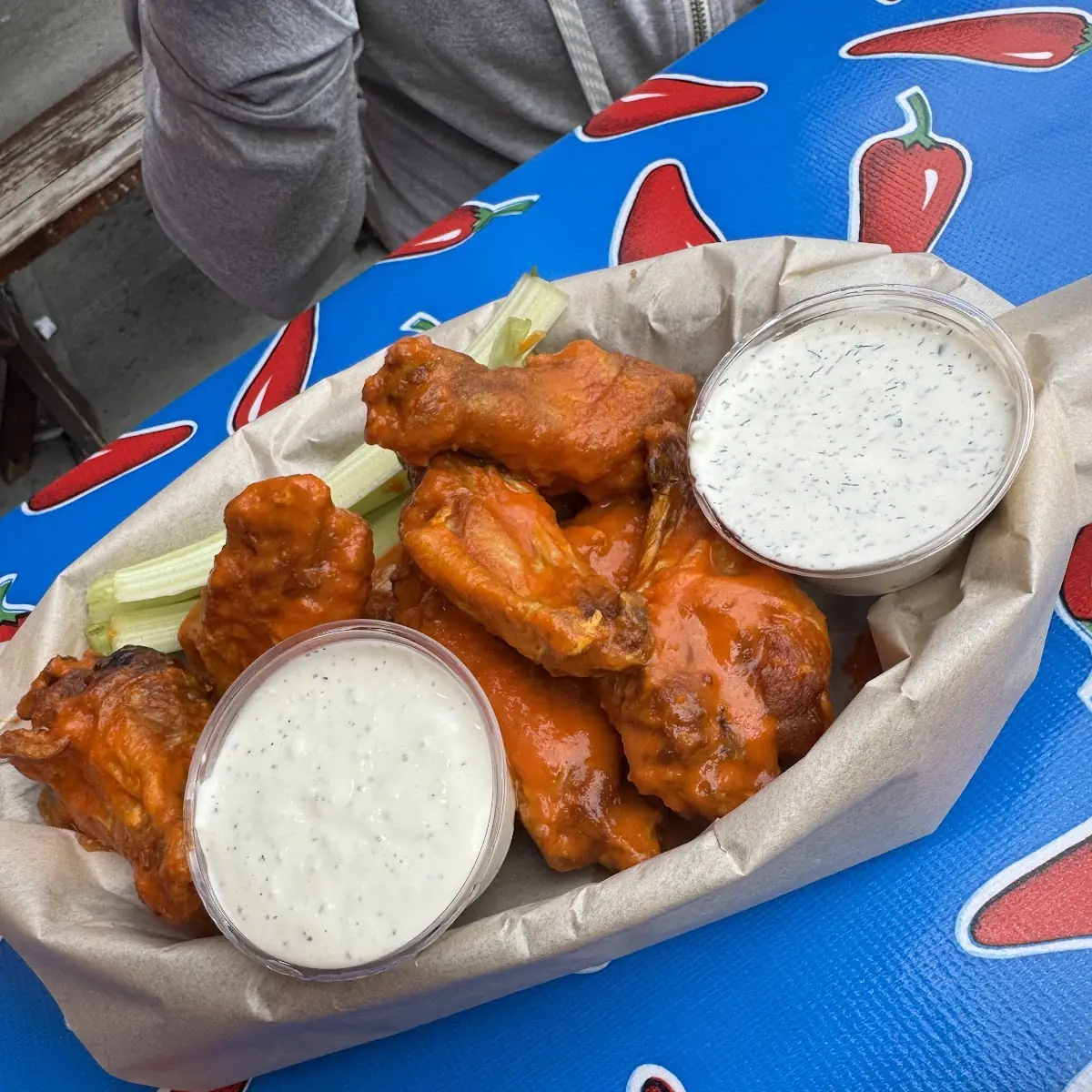 Medium Wings