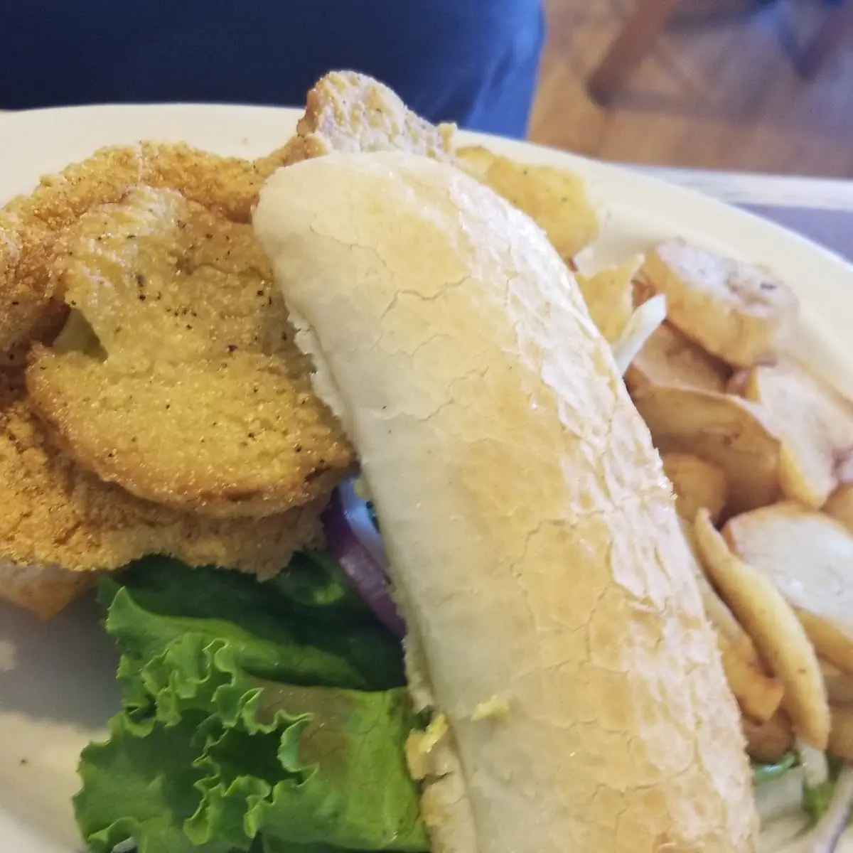 Fish Sandwich with Sliced Home Potatoes