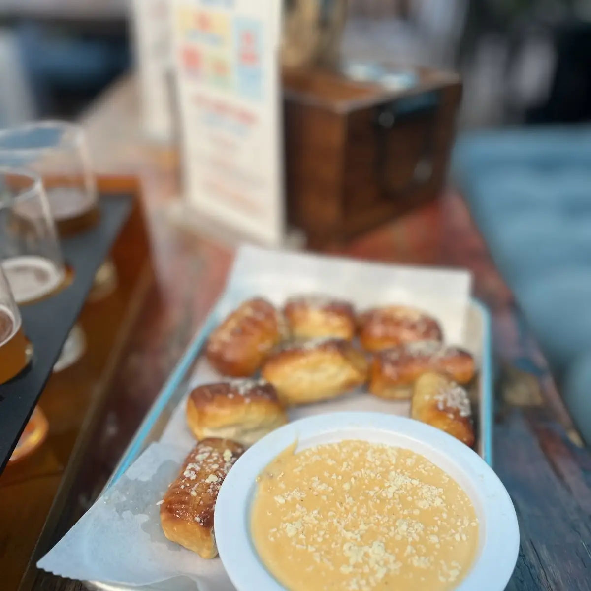 sbbc Beer Cheese Warm Pretzel Bites