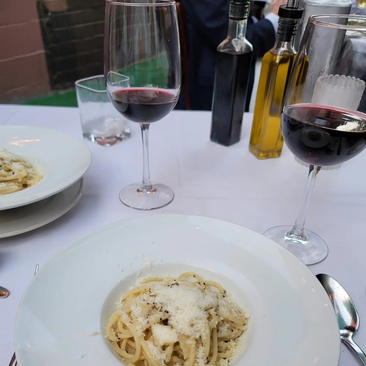 Spaghetti Cacio E Pepe
