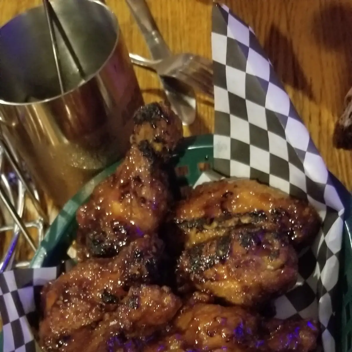 Wings, 8