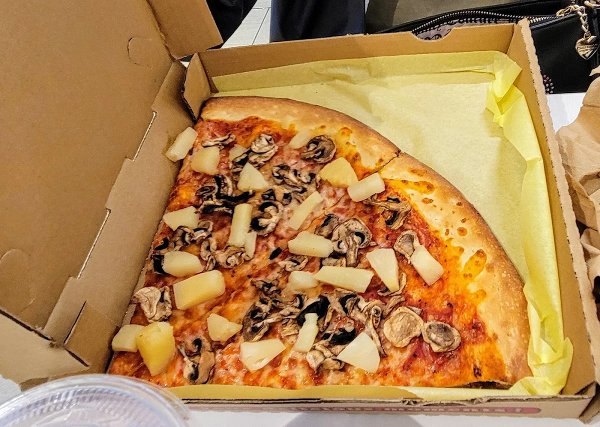 Hawaiian Pizza