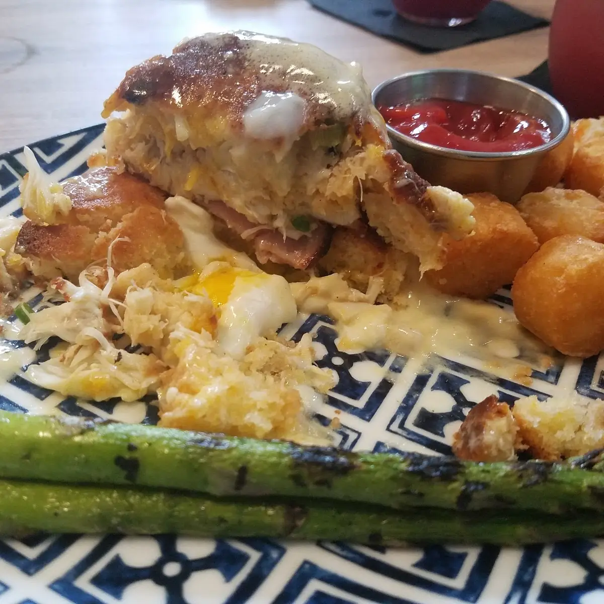 Crab Cake Benedict