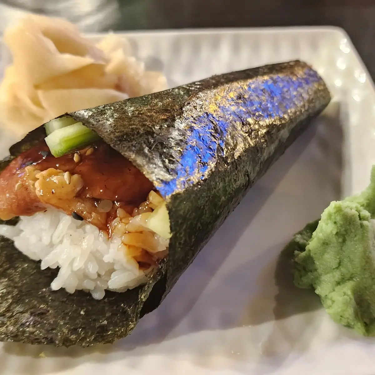 Unagi Hand Roll