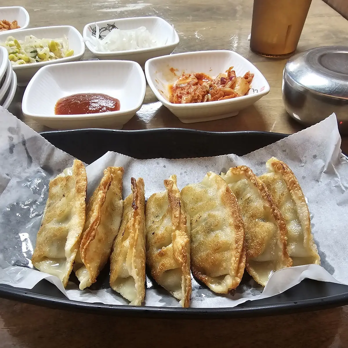 군만두- Fried Dumplings