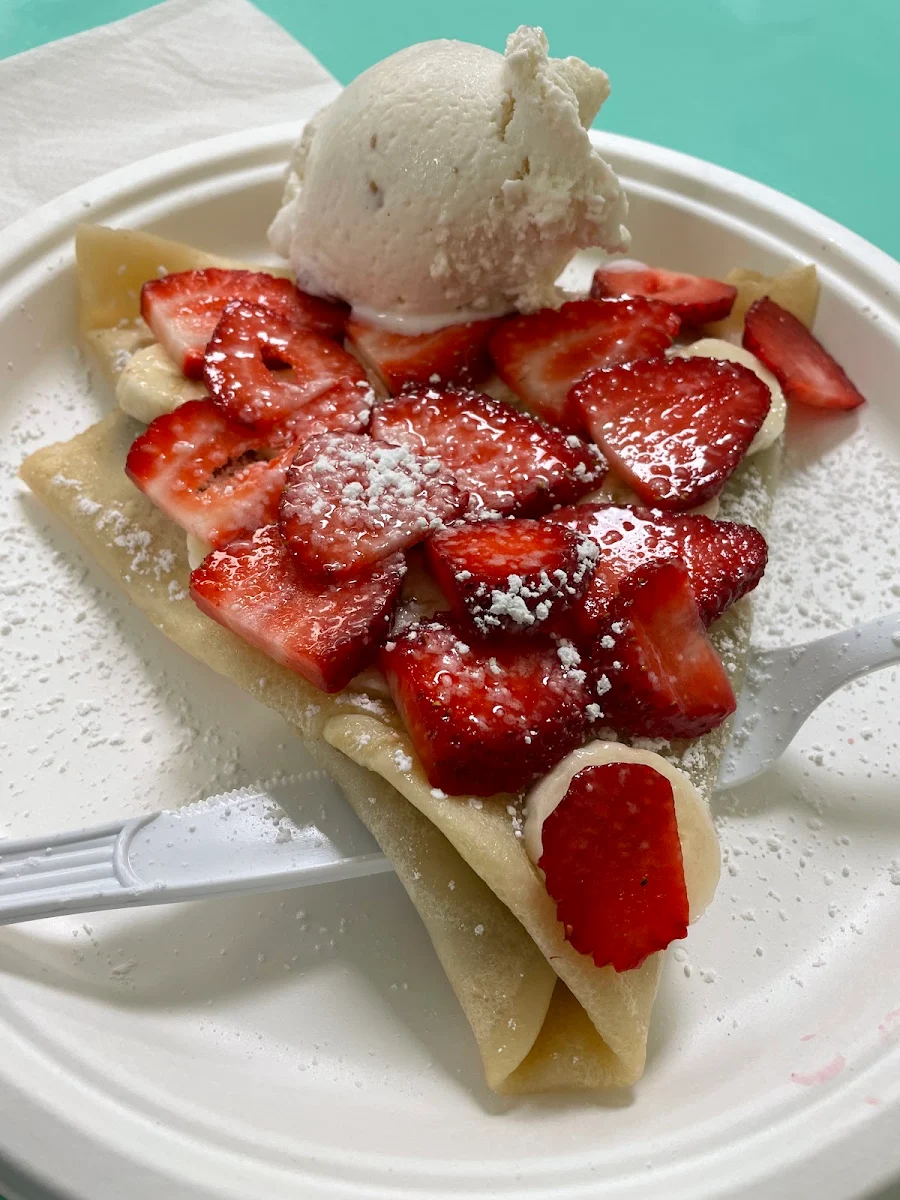 Strawberry Cheesecake Crepe