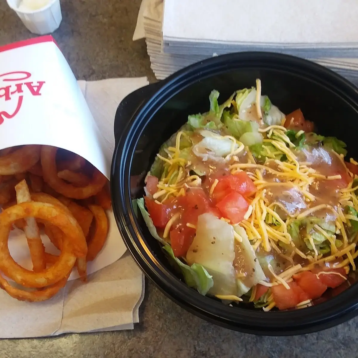 Salad & Onion Rings