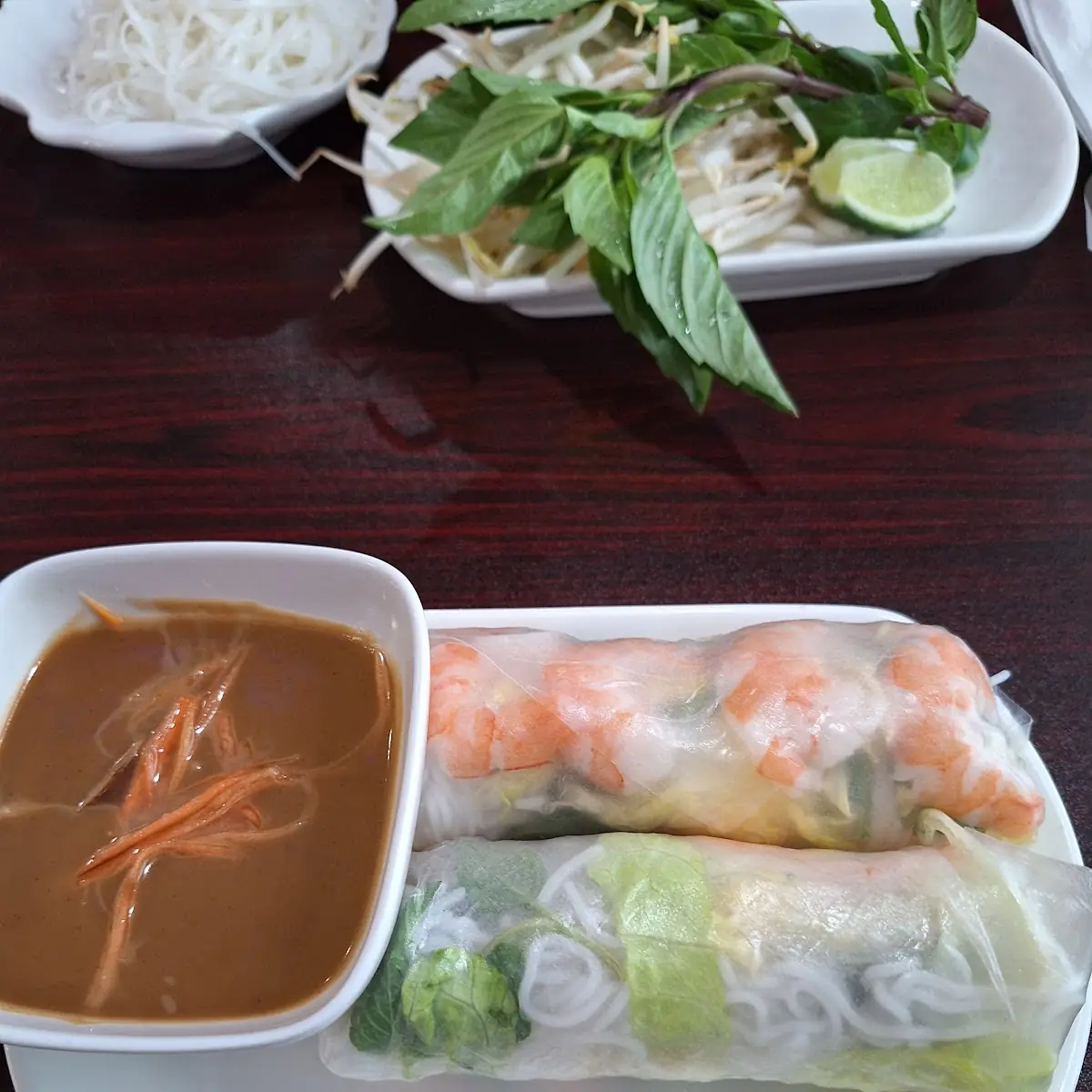 Gỏi Cuốn