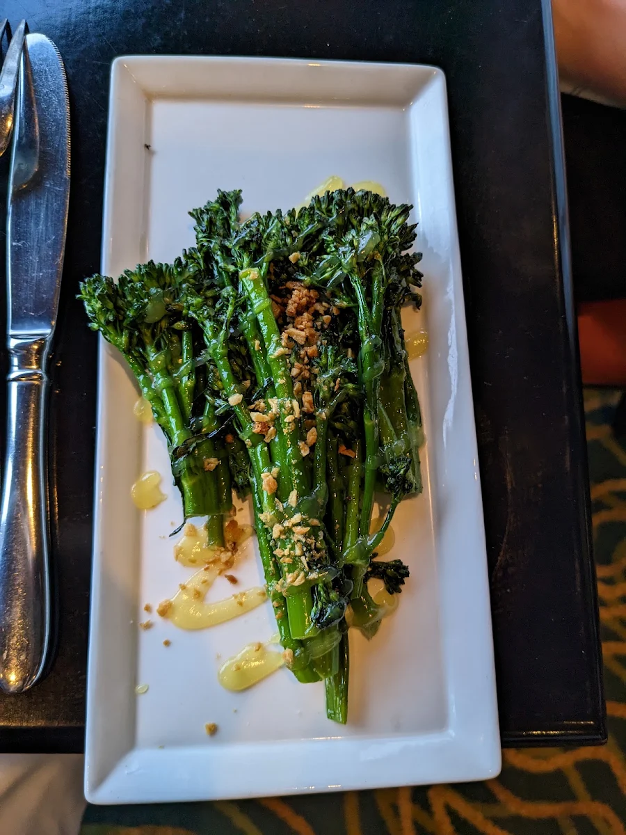 Broccoli with Garlic Sauce