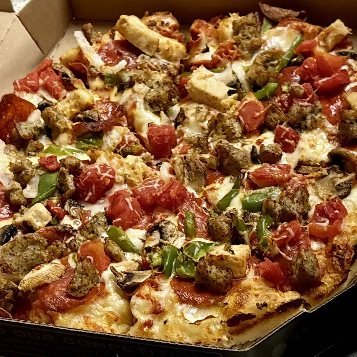 Veggie Thin Crust Pizza with Italian Sausage