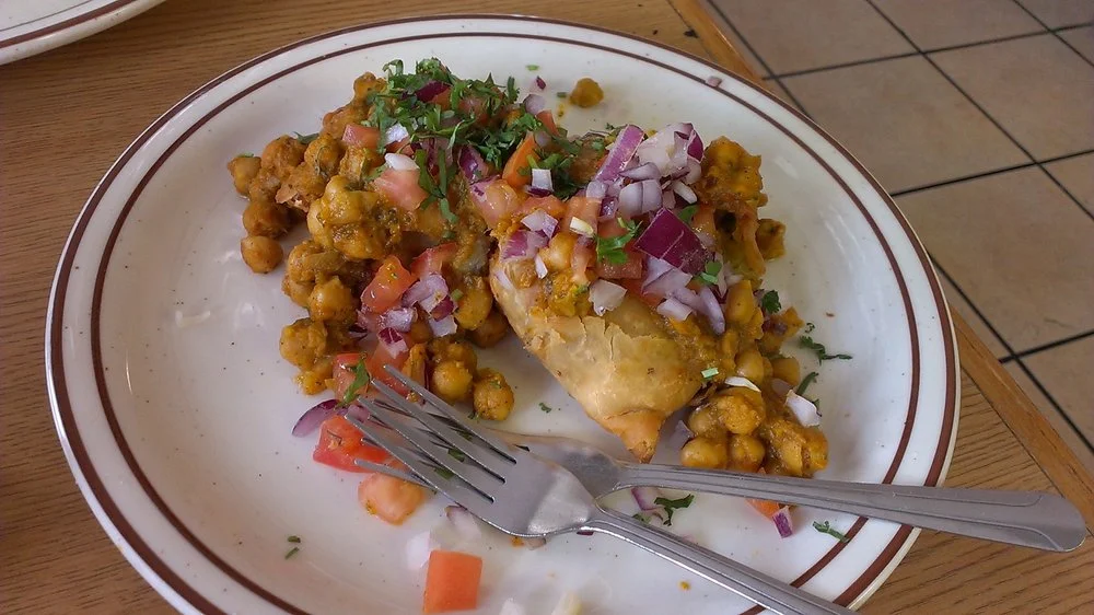 Veg Samosa with Chana