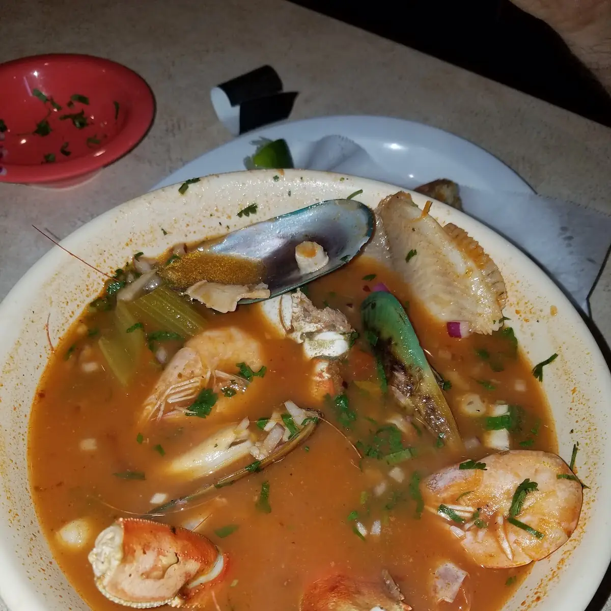 Caldo de Siete Mares