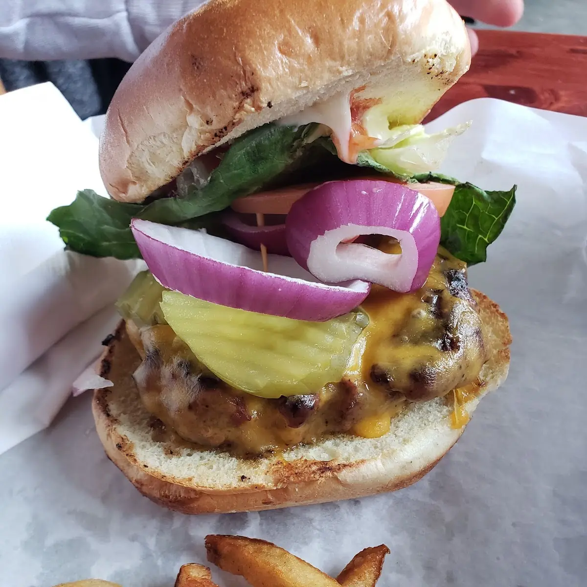 3 Bee Burger