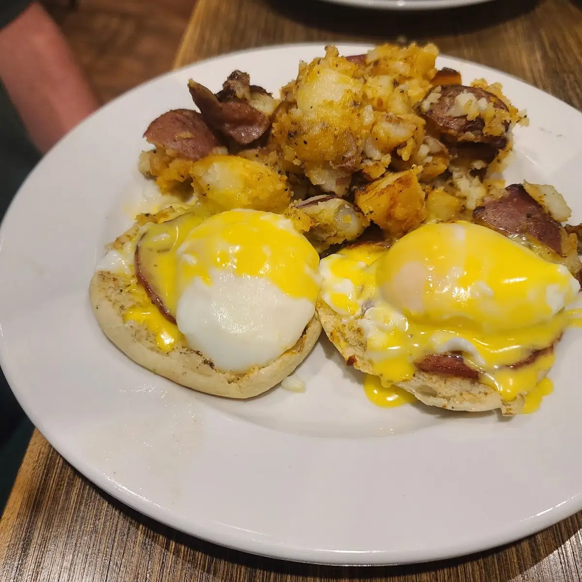 Classic Eggs Benedict