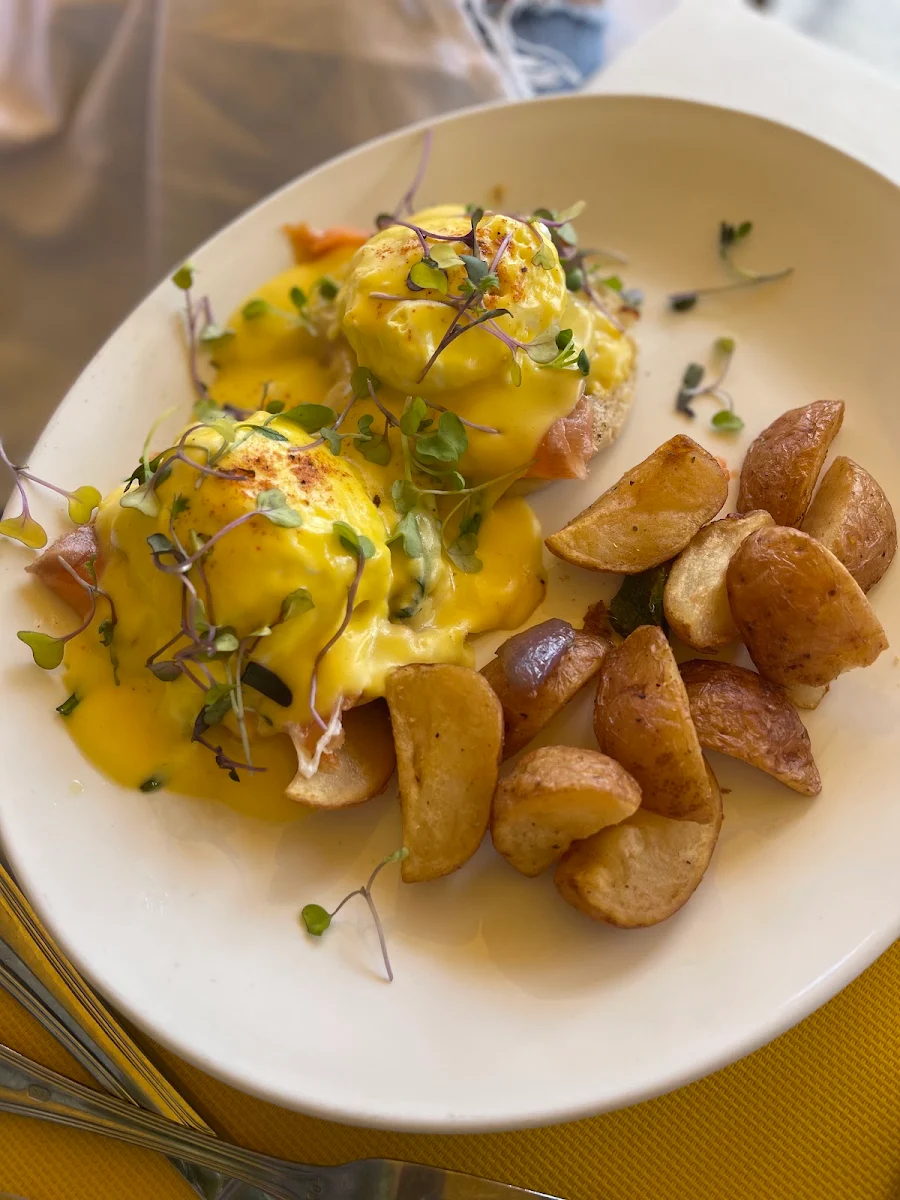 Organic Eggs Benedict