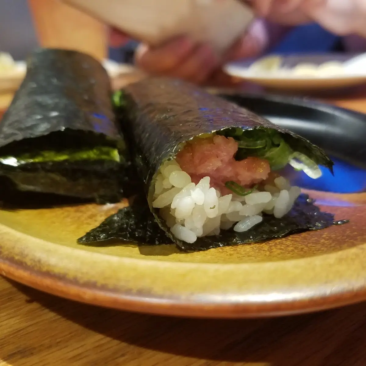 Sushi Omakase Handroll