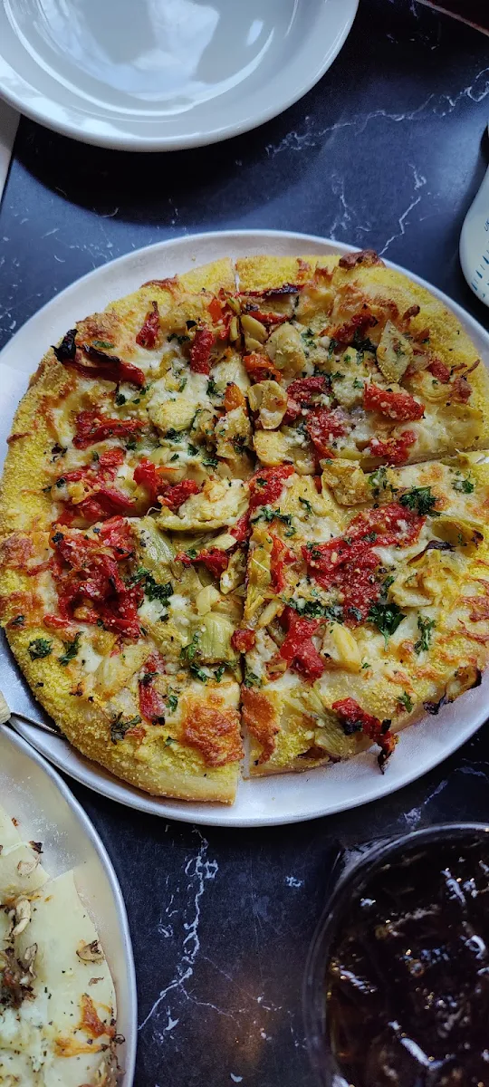Artichoke Hearts Pizza