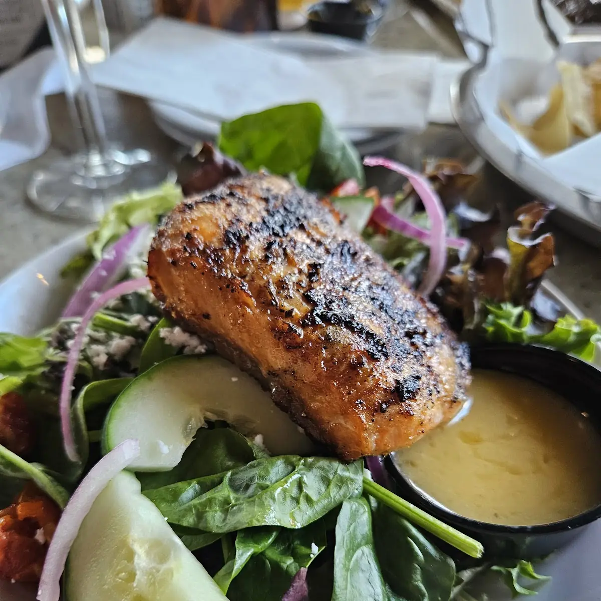 Grilled Salmon Salad