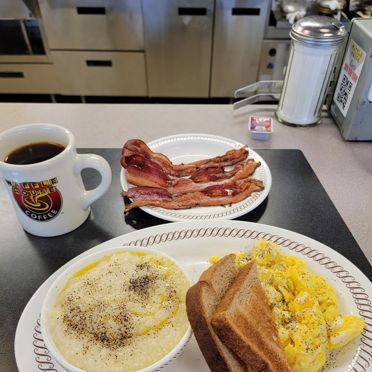 Scrambled Eggs Grits & Bacon