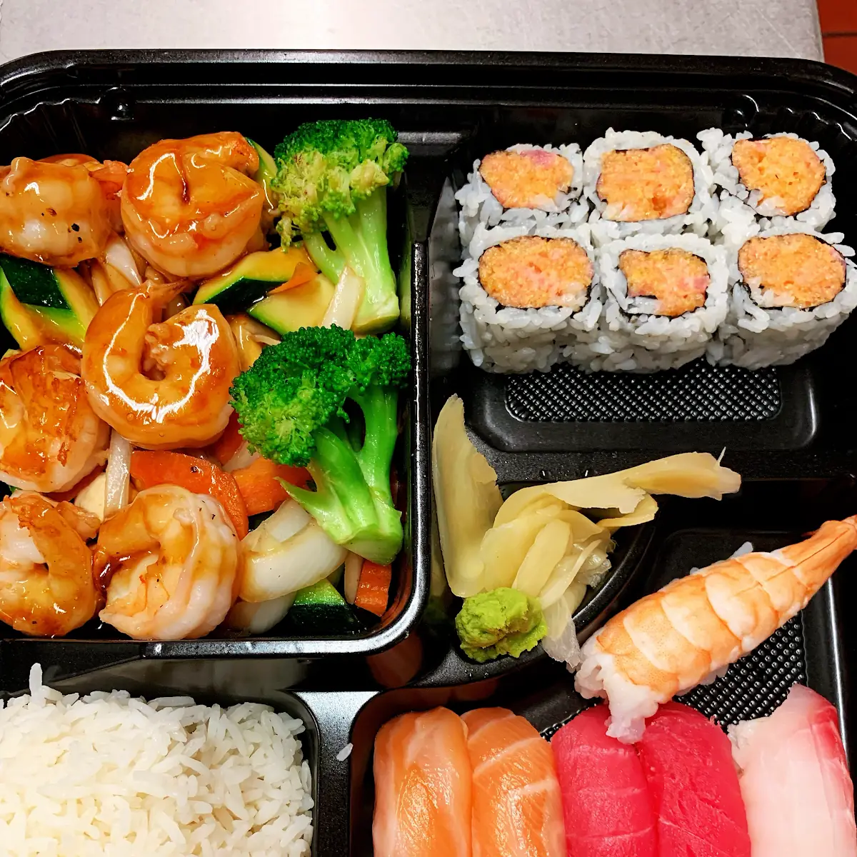 Sushi & Sashimi Combo
