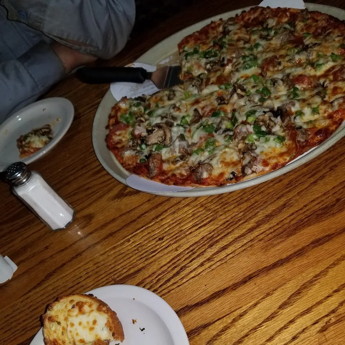 Pizza and Cheese Bread