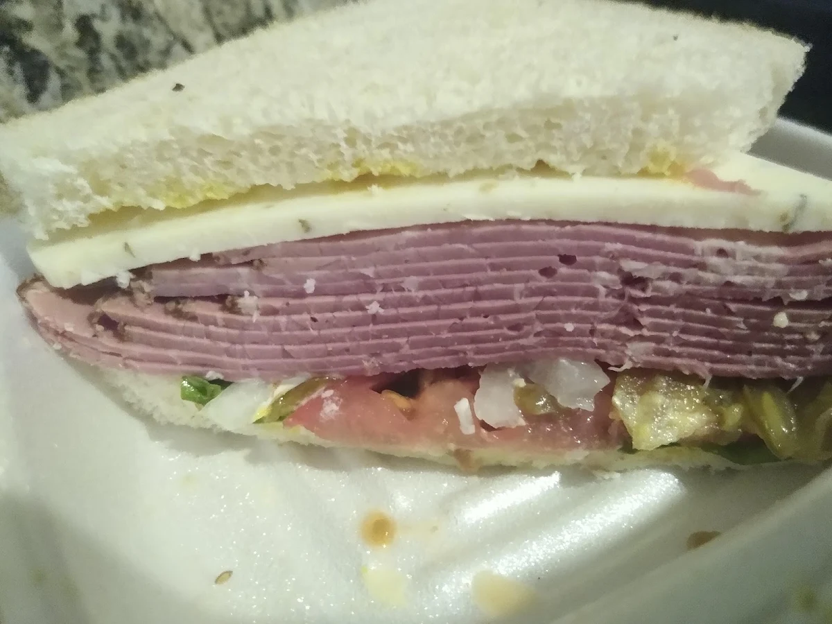 Lettuce Tomato Onion