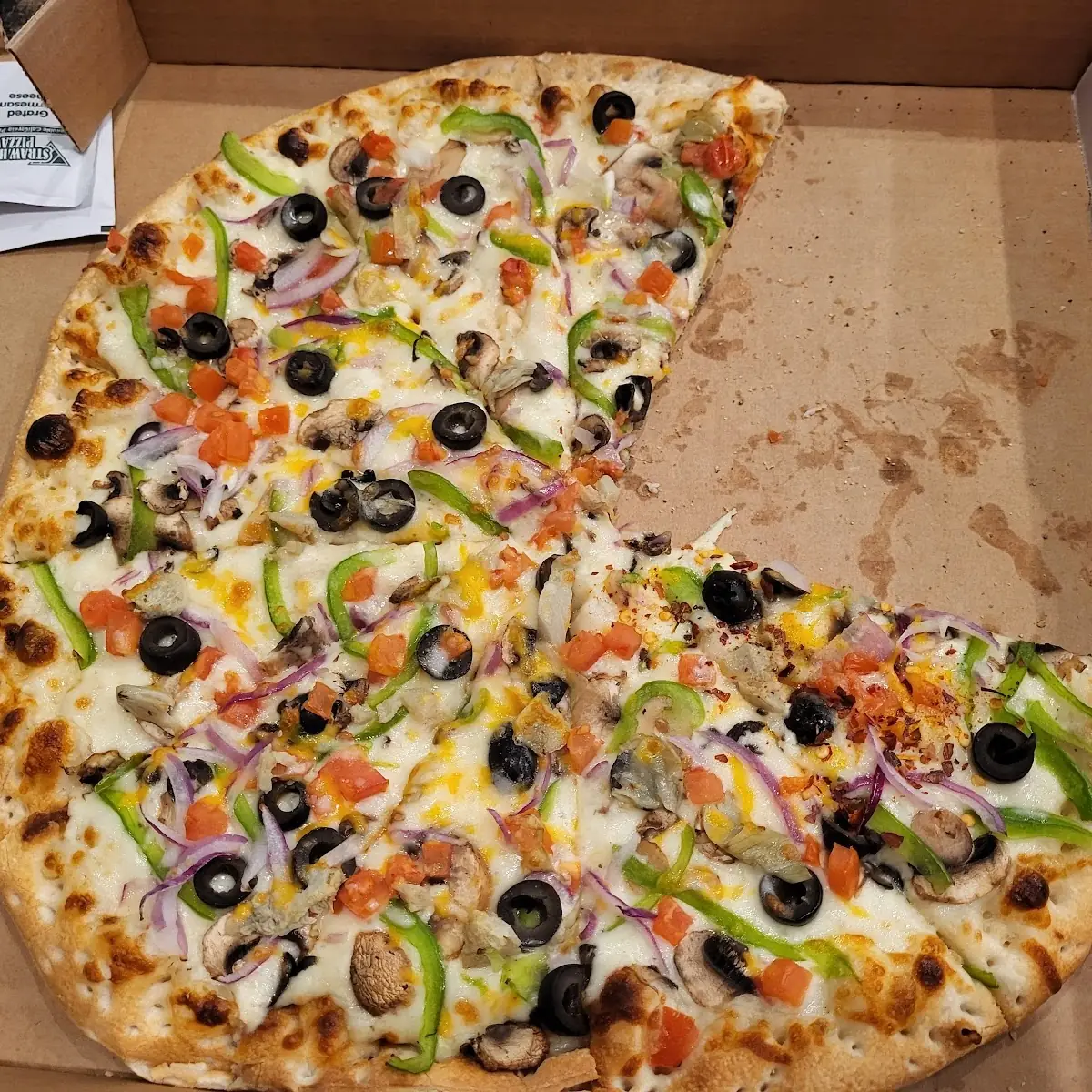 Vegetarian Pizza in White Sauce